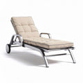 ligstoel van aluminium met beige kussen en verstelbare rugleuning 200 x 70 x 90cm